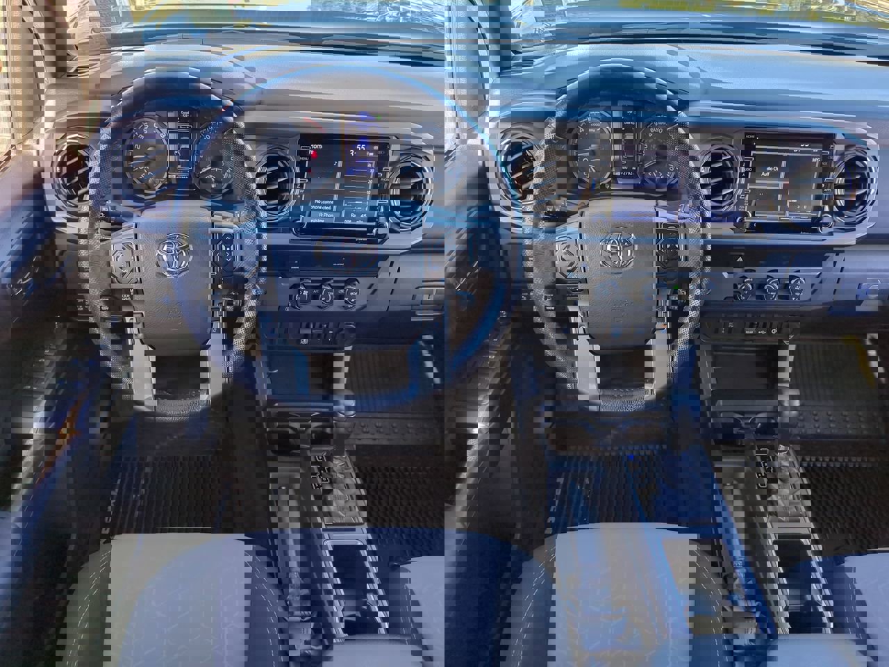 Used 2020 Toyota Tacoma TRD Off-Road image 16