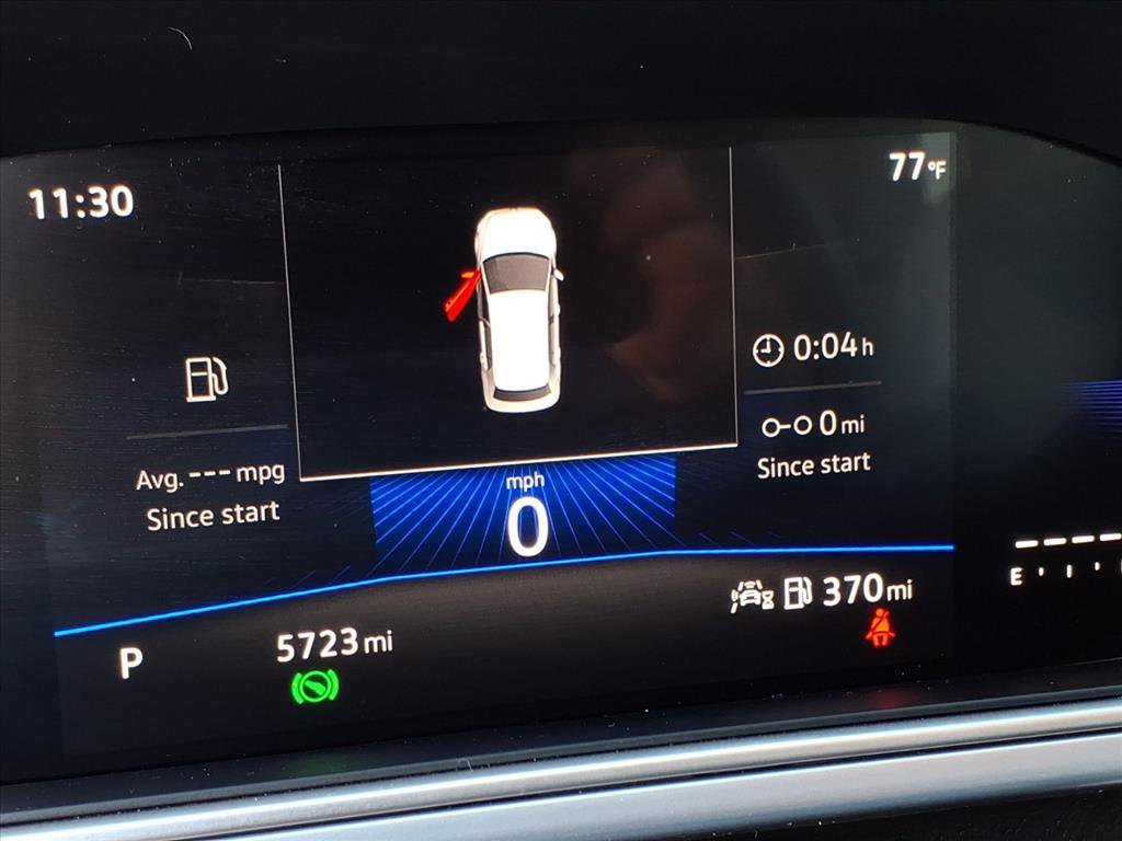 Certified 2025 Volkswagen Taos SE image 27