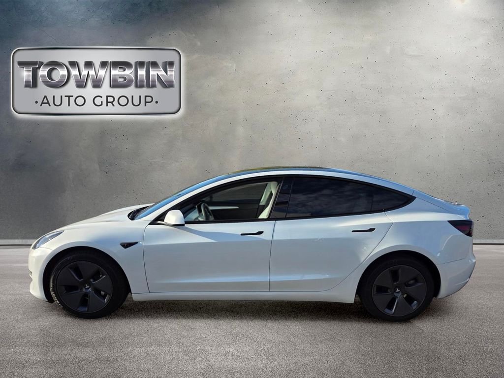 Used 2023 Tesla Model 3 Standard Range RWD image 7