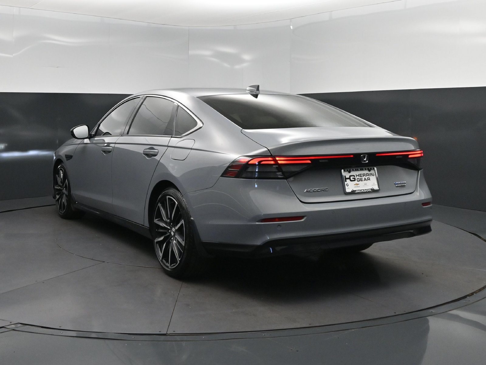 Used 2025 Honda Accord Touring image 5