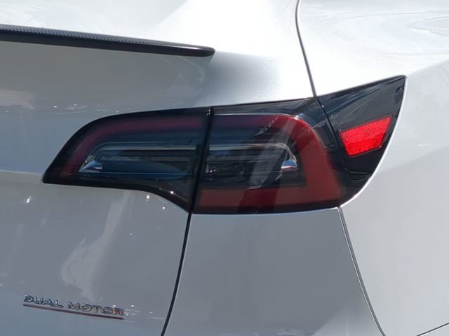 Used 2022 Tesla Model Y Performance AWD/4WD image 8