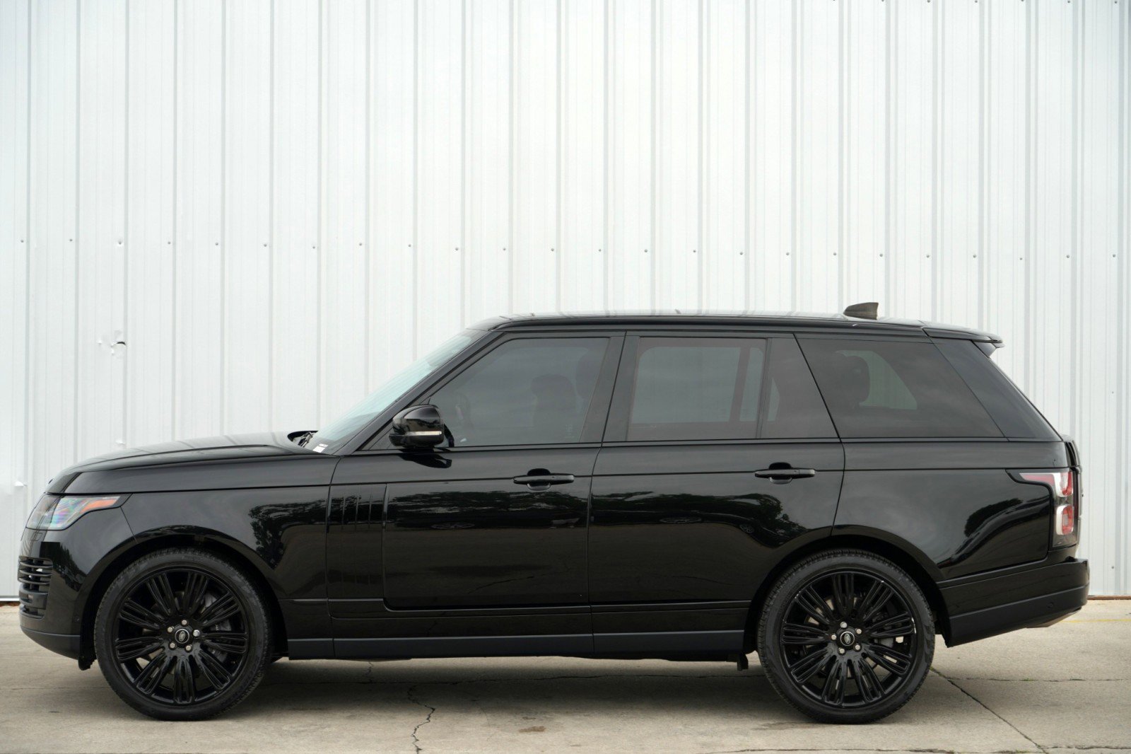 Used 2021 Land Rover Range Rover P525 Westminster Edition image 58