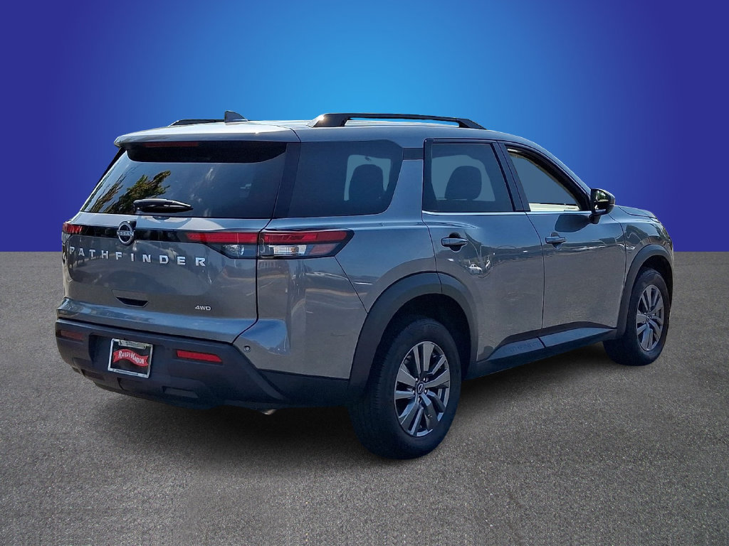 Used 2025 Nissan Pathfinder SV AWD/4WD image 4