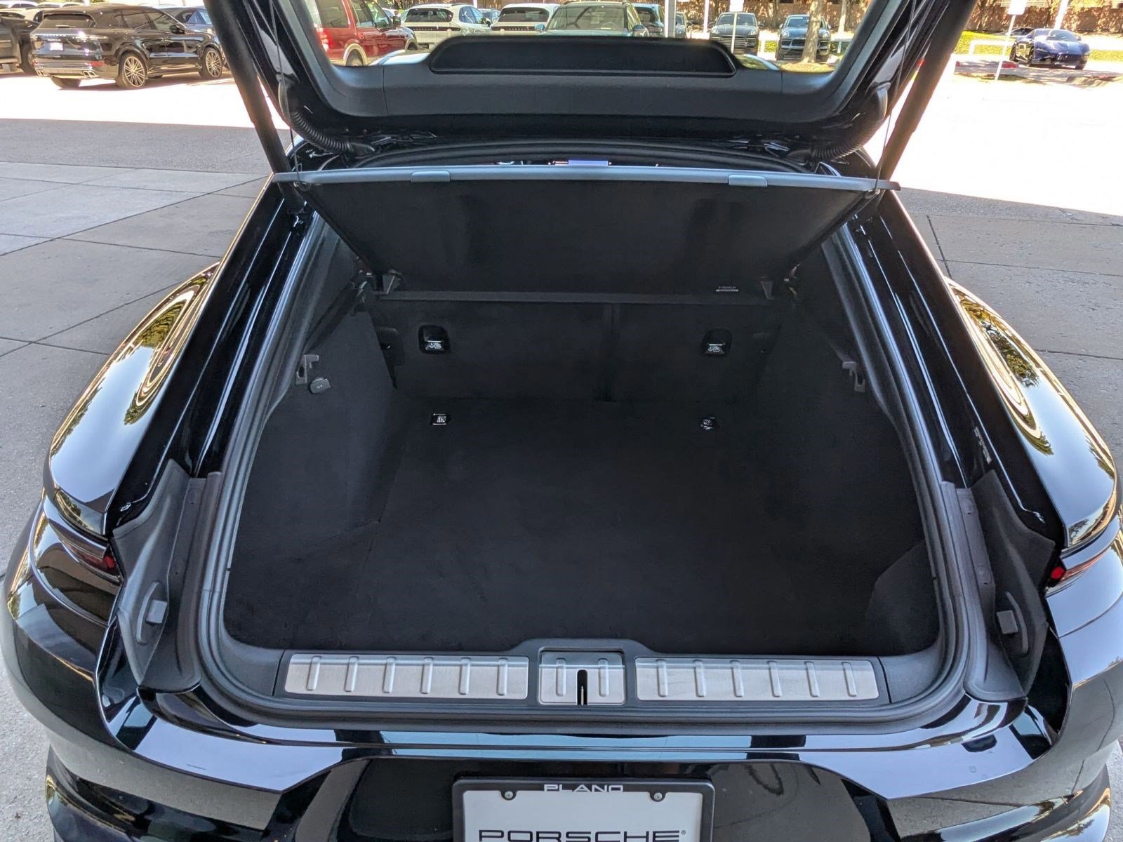 New 2026 Porsche Panamera image 22