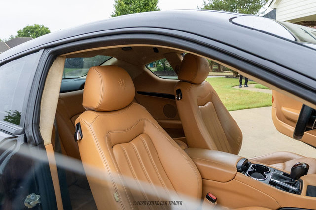 Used 2011 Maserati GranTurismo S RWD image 38