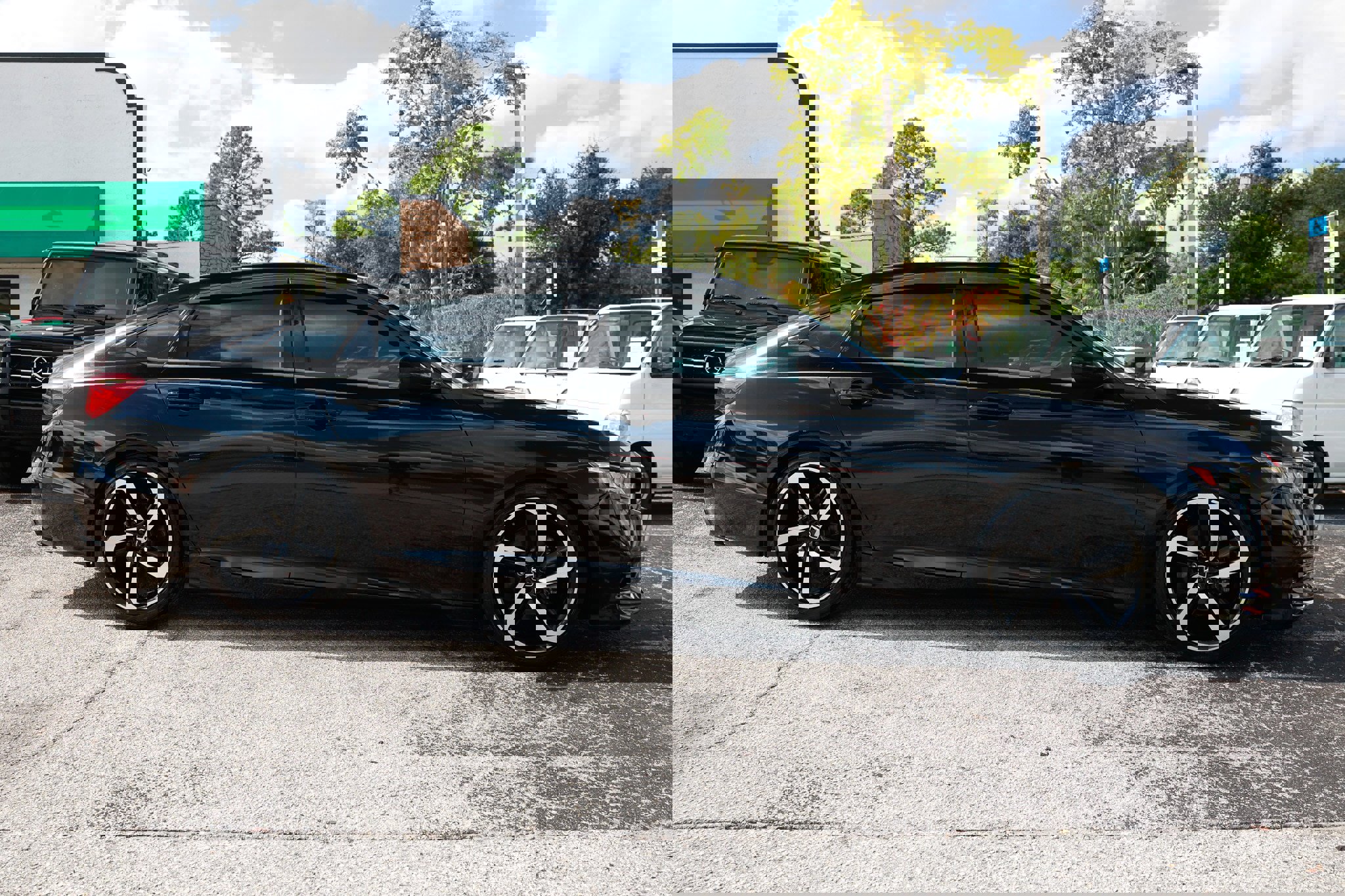 Used 2018 Honda Accord Sport image 18