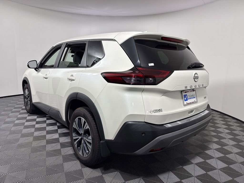 Used 2023 Nissan Rogue SV image 6