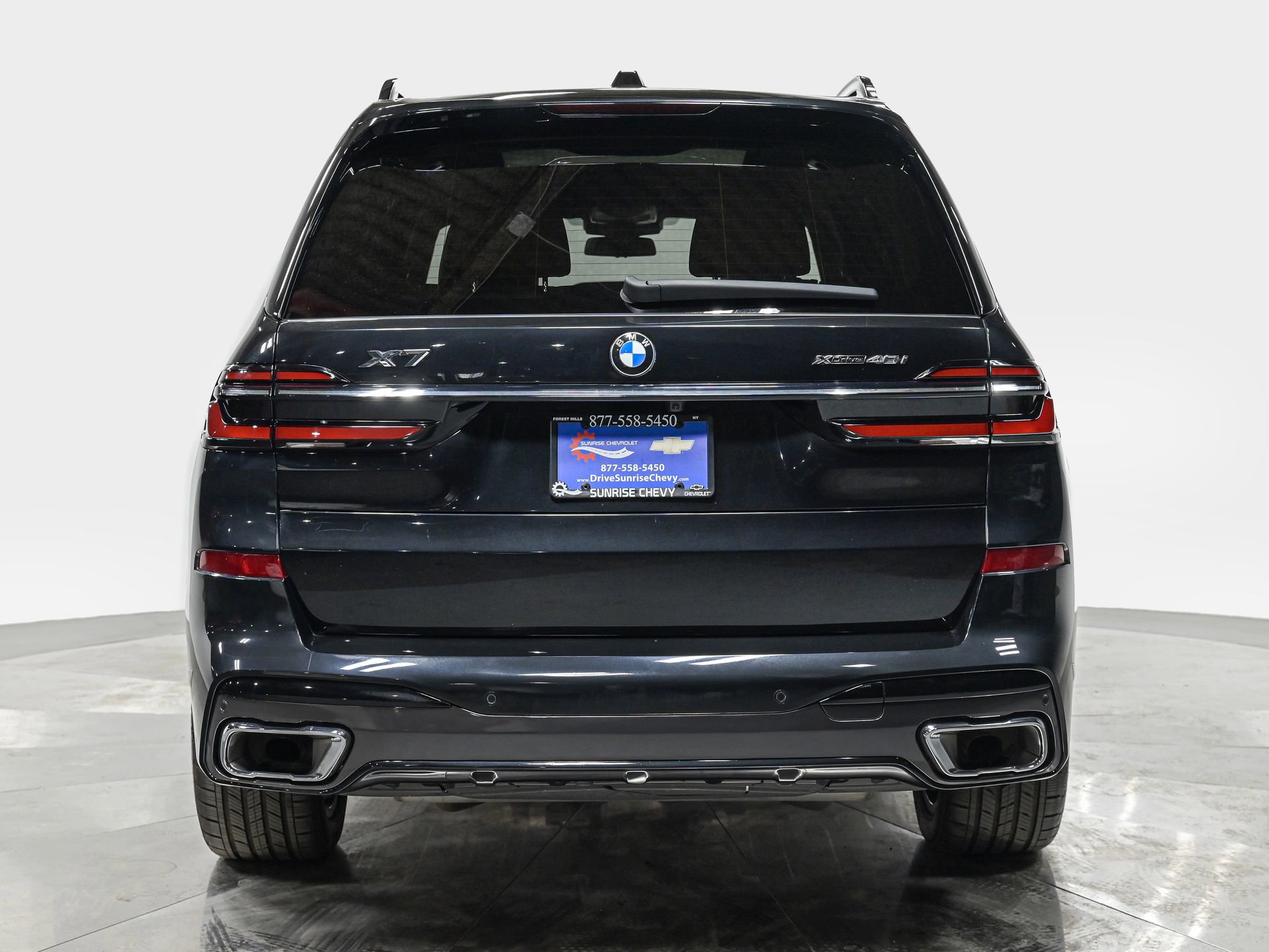Used 2023 BMW X7 xDrive40i w/ Executive Package AWD/4WD image 5