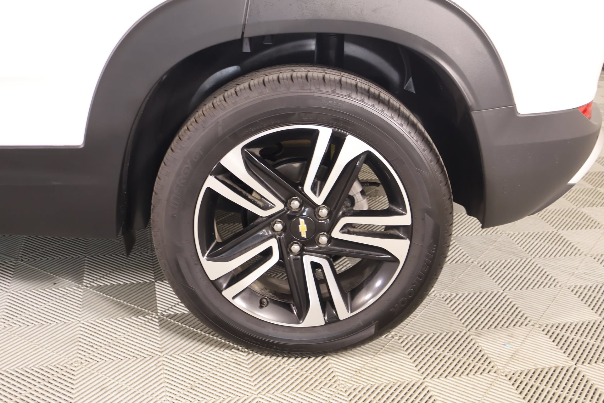 Used 2026 Chevrolet TrailBlazer LT w/ Convenience Package FWD image 18