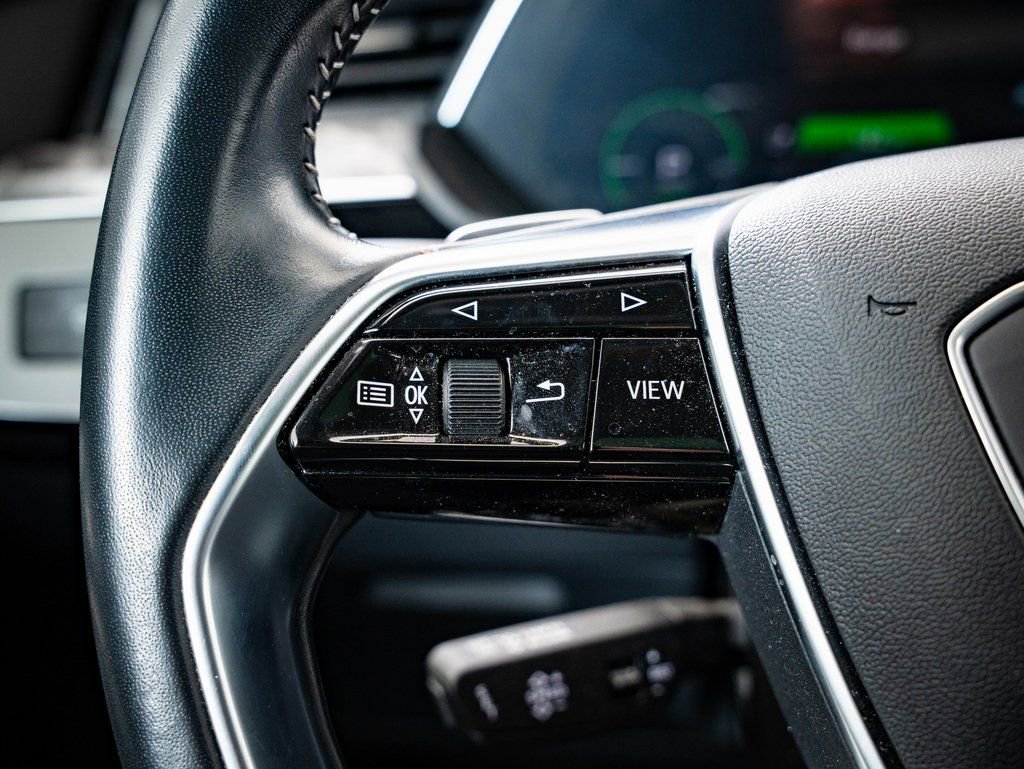 Used 2021 Audi e-tron Premium w/ Convenience Plus Package AWD/4WD image 23