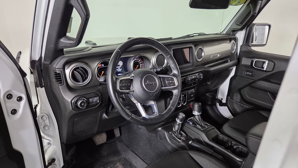 Used 2020 Jeep Wrangler Unlimited Sahara w/ LED Lighting Group image 13