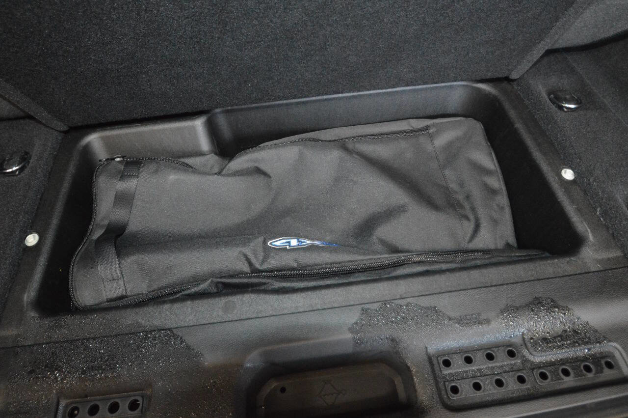 Used 2024 Jeep Wrangler Unlimited Sahara w/ Dual Top Group image 33