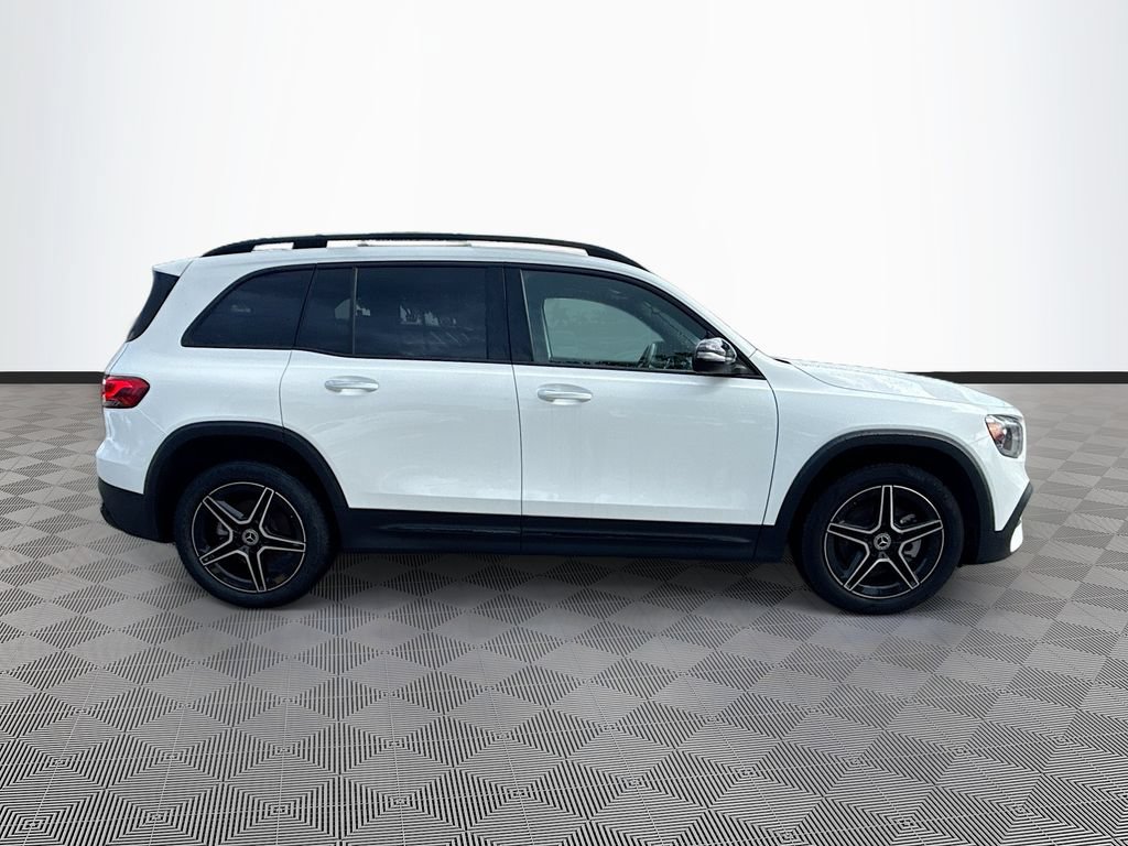 Used 2023 Mercedes-Benz GLB 250 image 8