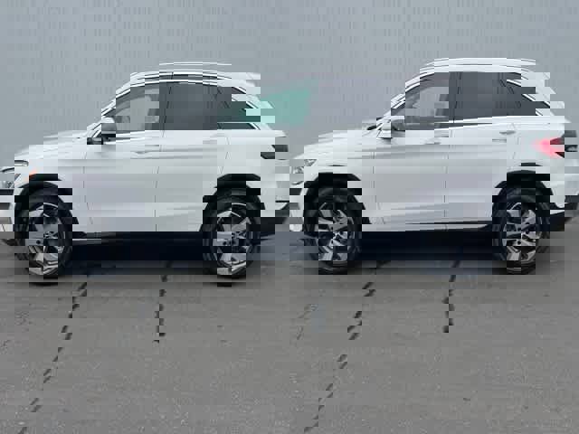 Certified 2022 Mercedes-Benz GLC 300 4MATIC image 3