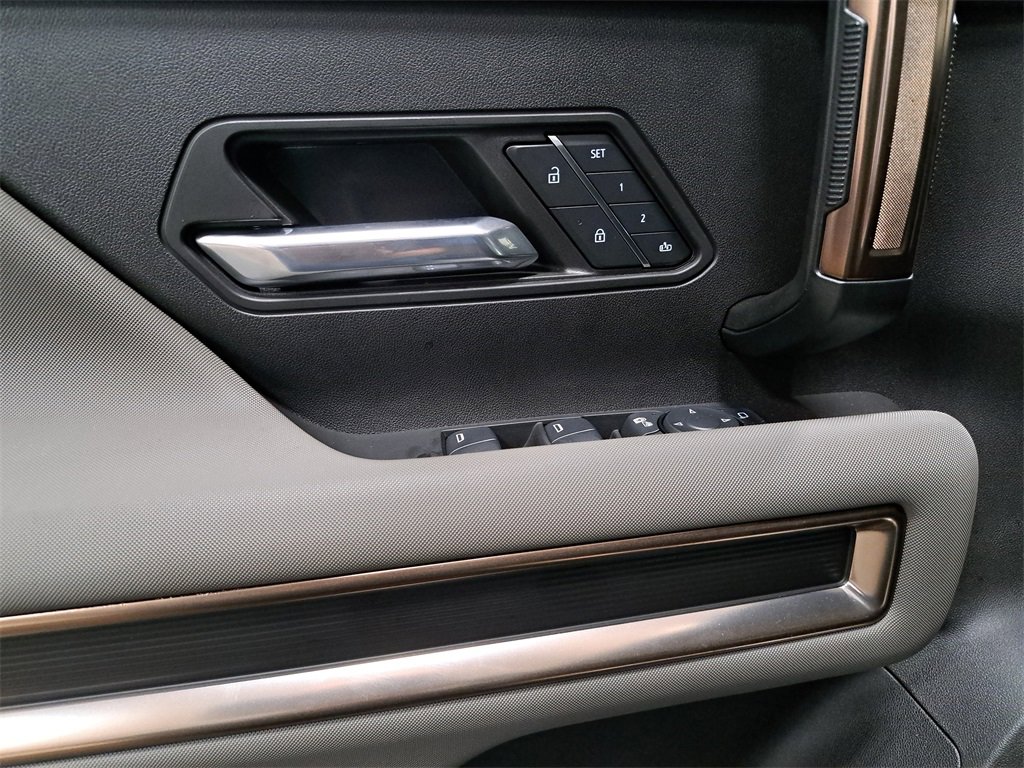 New 2025 GMC Hummer EV 2X w/ Extreme Off-Road Package image 33