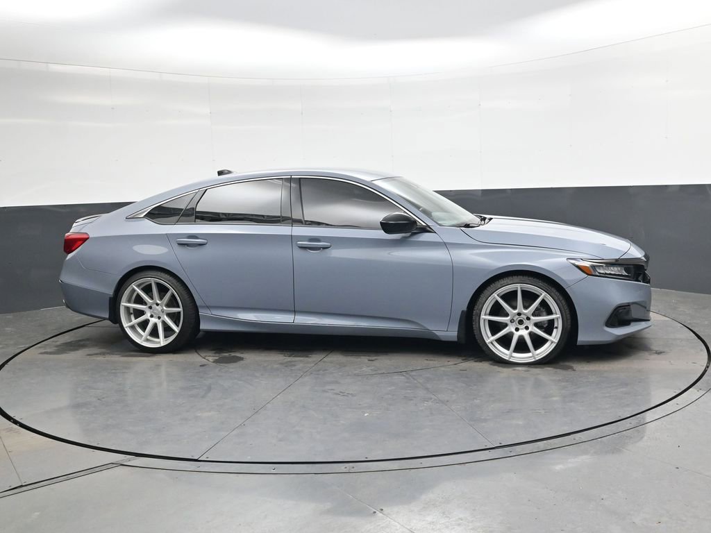 Used 2022 Honda Accord Sport image 3
