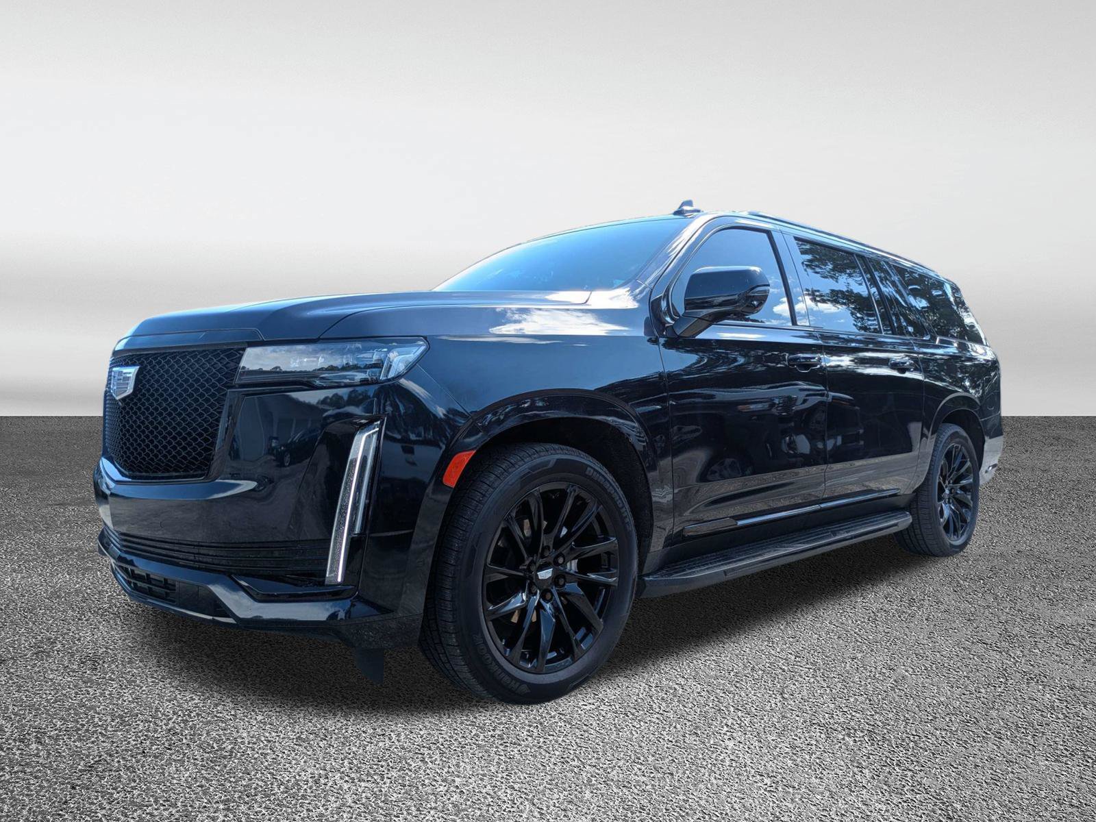 Certified 2023 Cadillac Escalade ESV Sport Platinum w/ LPO, ONYX Package AWD/4WD image 2