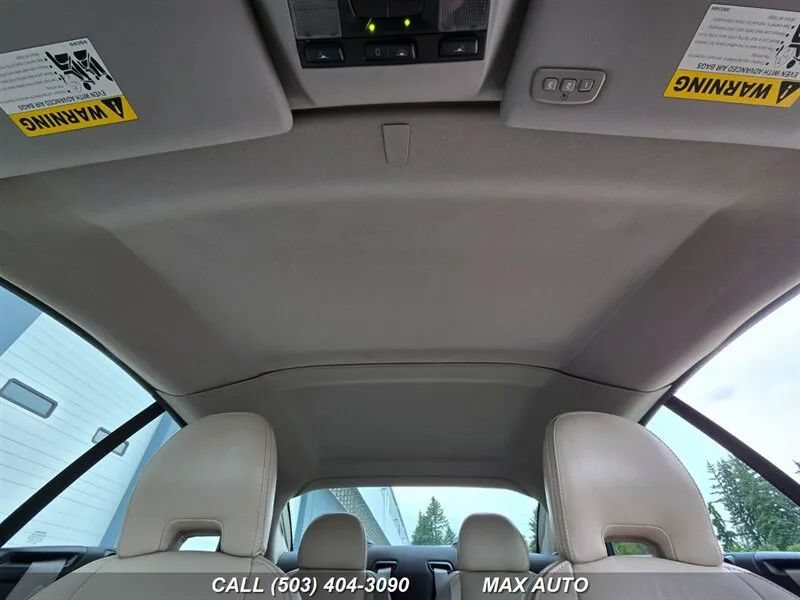 Used 2013 Volvo C70 T5 FWD image 40