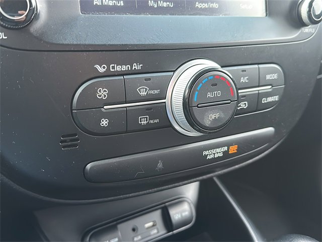 Used 2018 Kia Soul + image 27