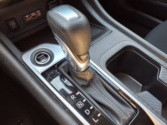 Used 2024 Nissan Sentra SV w/ All-Weather Package FWD image 17