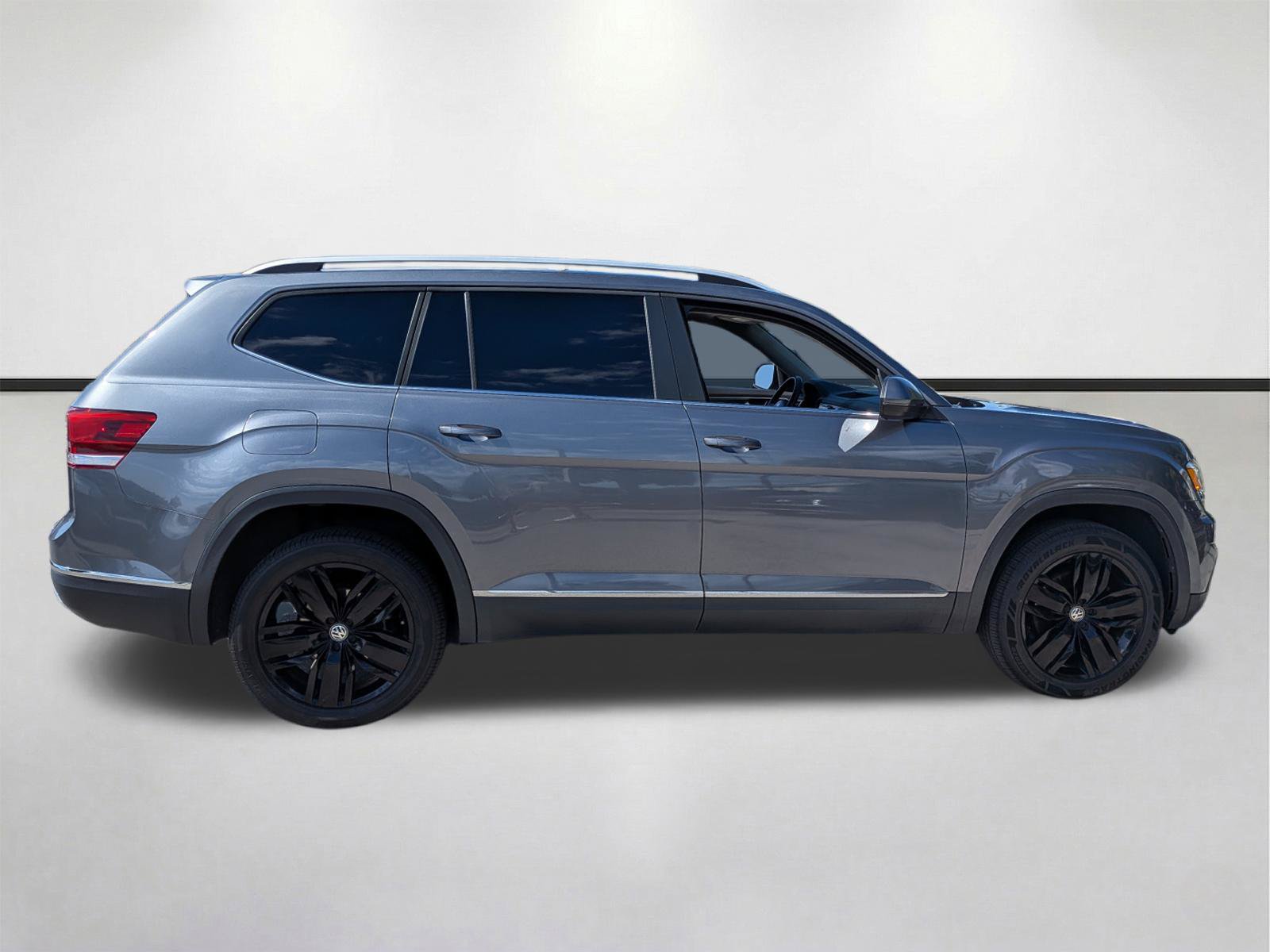 Used 2019 Volkswagen Atlas SEL FWD image 3