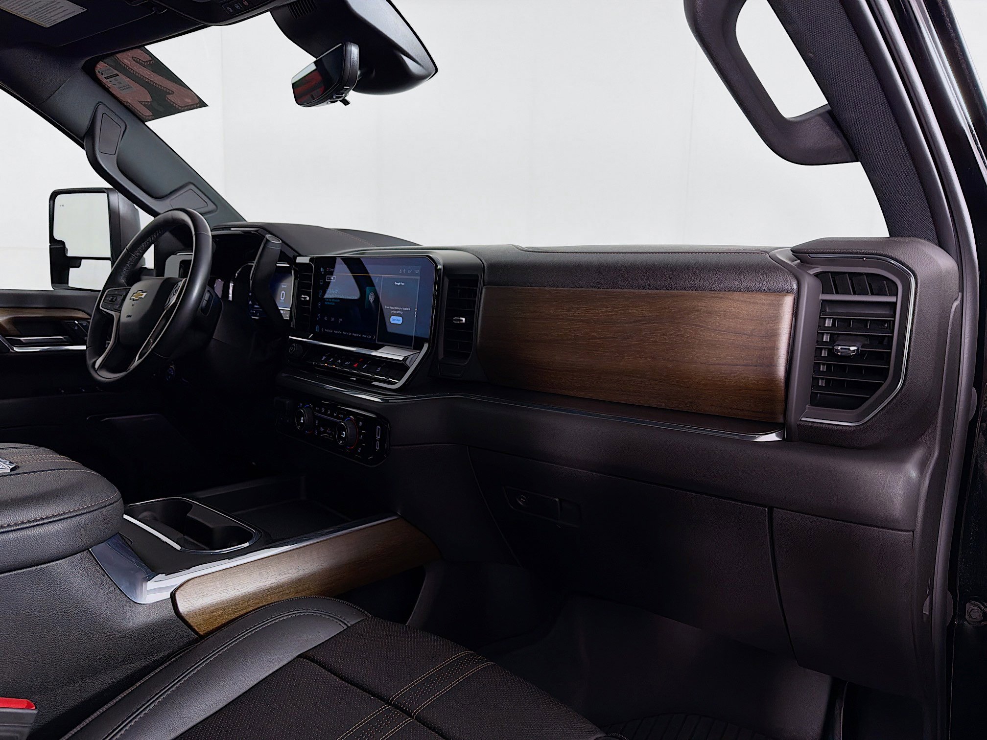 Used 2024 Chevrolet Silverado 2500 High Country w/ High Country Premium Package image 30