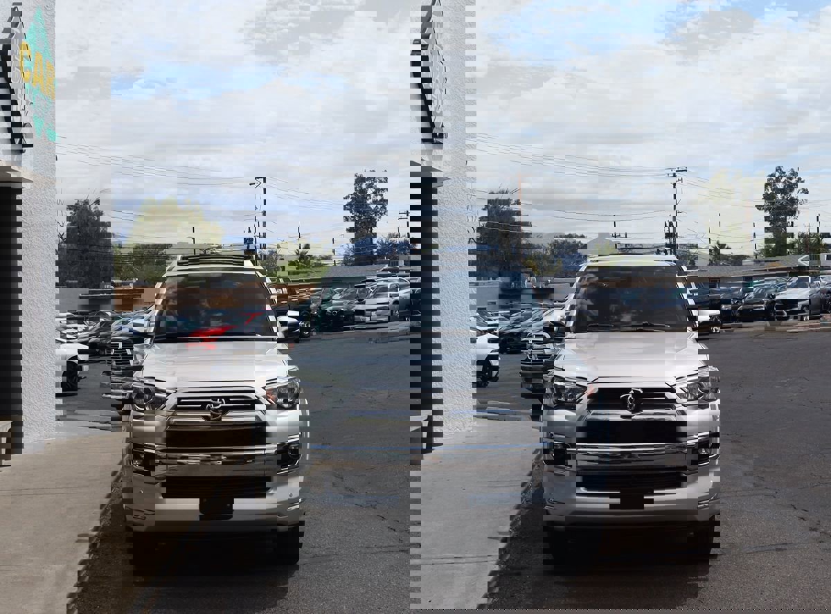 Used 2022 Toyota 4Runner Limited AWD/4WD image 16