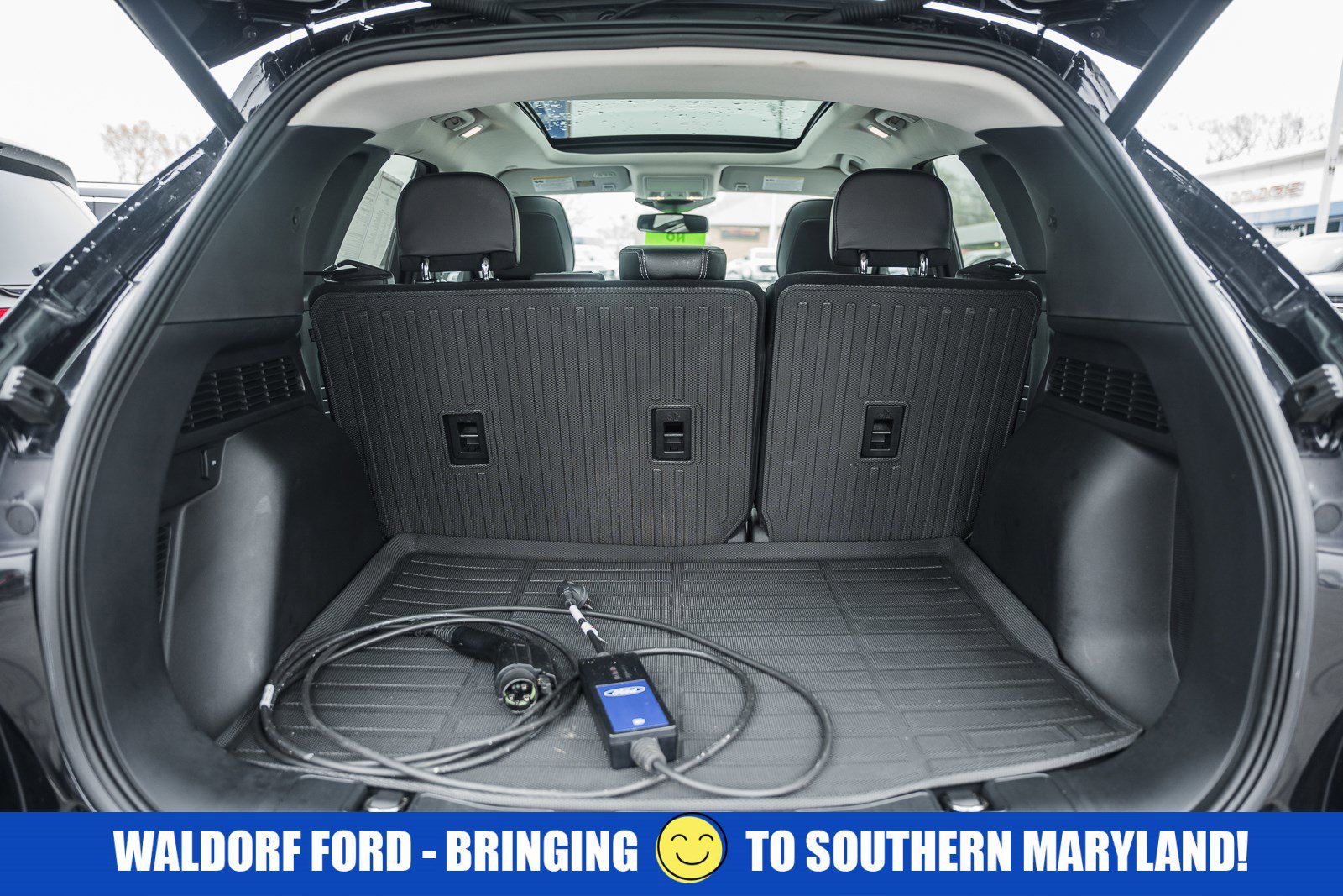 Used 2023 Ford Escape SE w/ PHEV Premium Package image 10