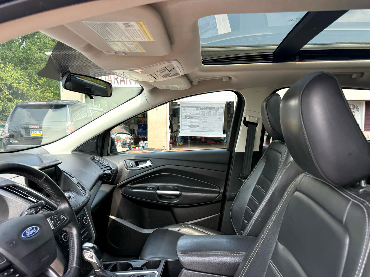 Used 2019 Ford Escape SEL image 20