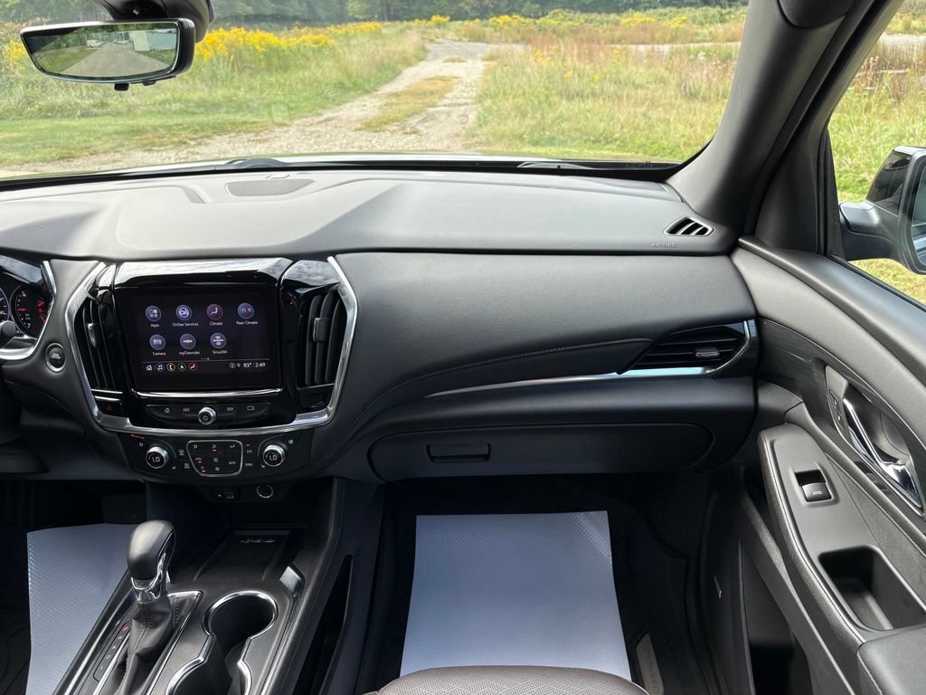 Used 2023 Chevrolet Traverse High Country AWD/4WD image 45
