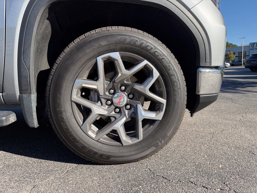 Used 2024 GMC Sierra 1500 SLT w/ SLT Premium Plus Package AWD/4WD image 12