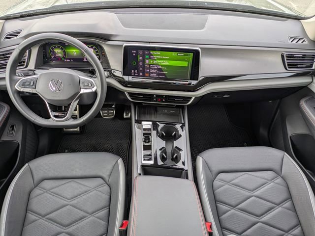 Certified 2025 Volkswagen Atlas Peak Edition SE image 16