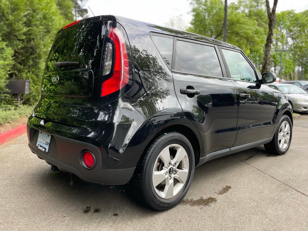 Used 2017 Kia Soul FWD image 4