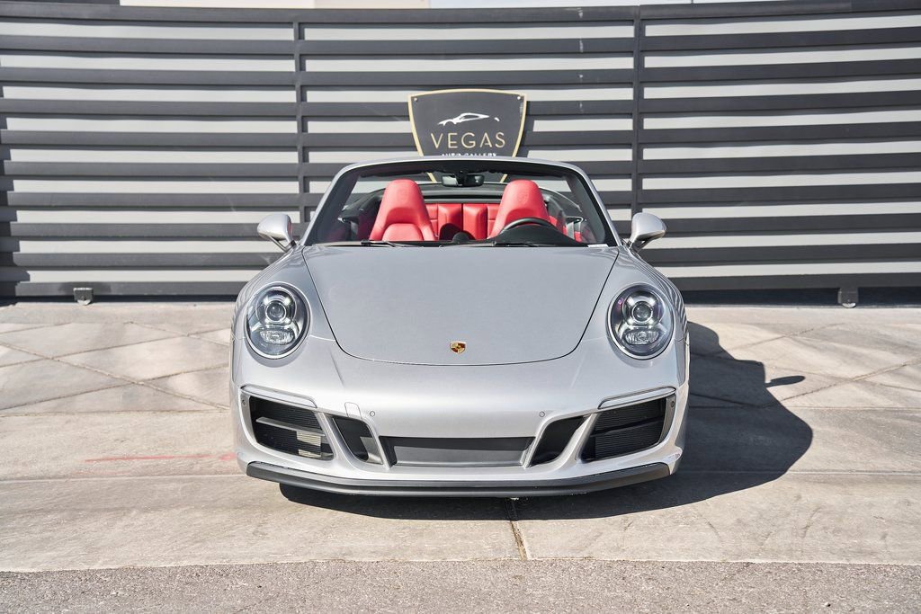 Used 2019 Porsche 911 Carrera GTS image 13
