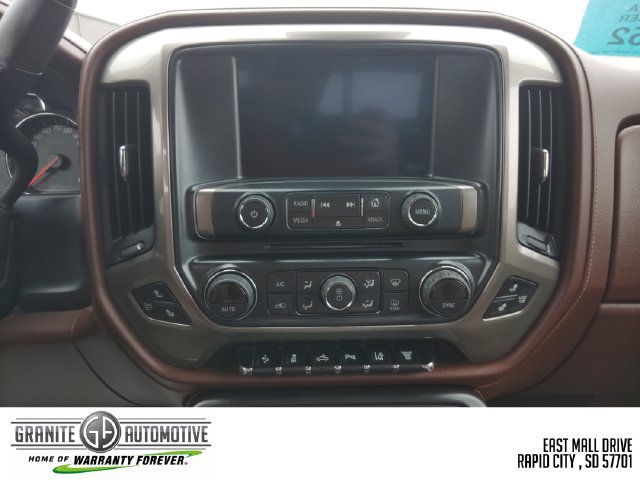 Used 2015 Chevrolet Silverado 2500 High Country w/ Duramax Plus Package AWD/4WD image 18