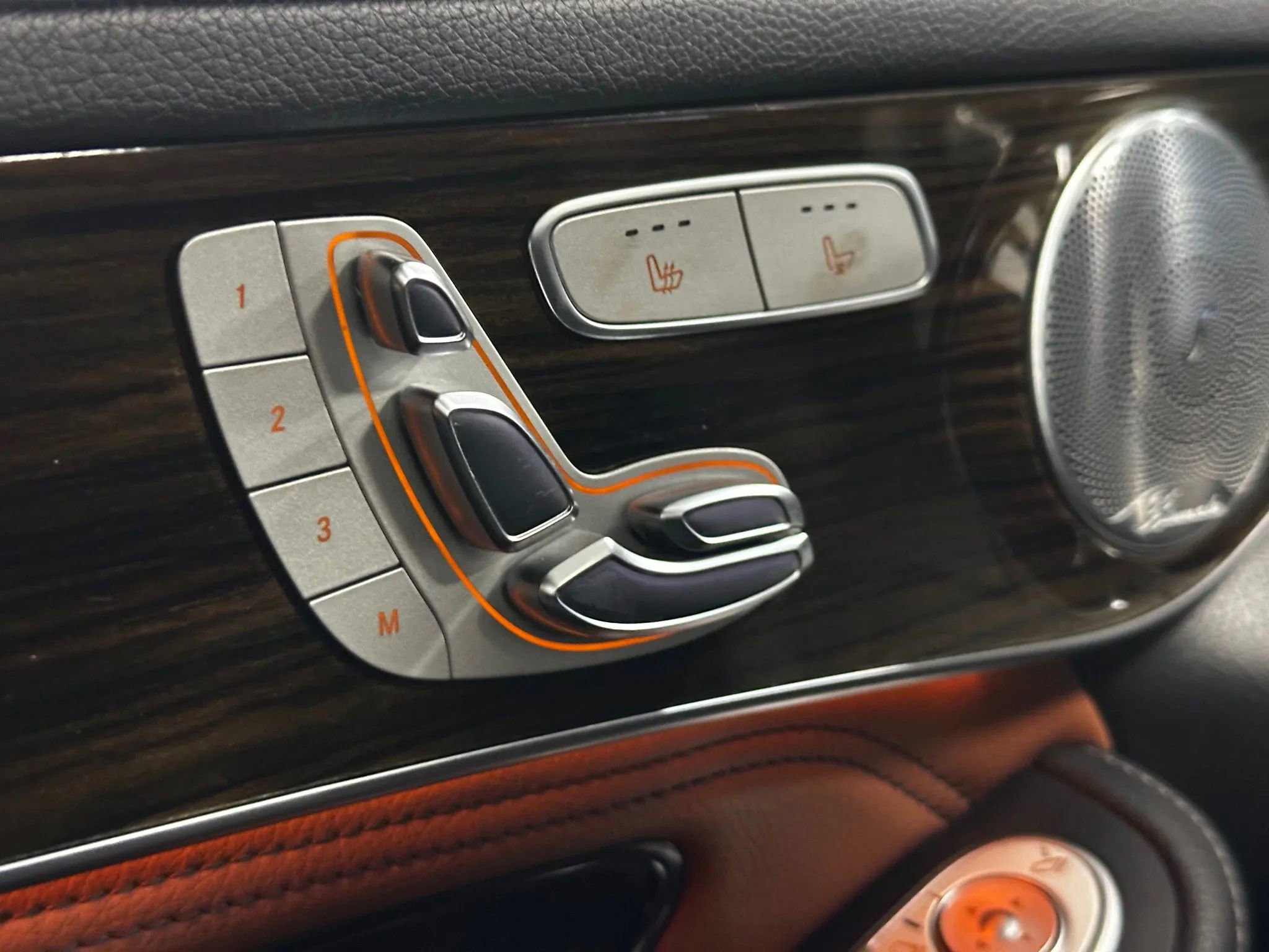 Used 2019 Mercedes-Benz GLC 300 4MATIC Coupe image 33