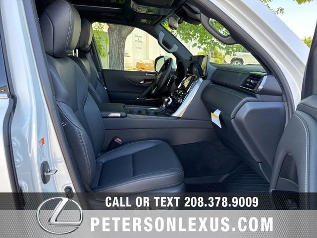 New 2026 Lexus LX 600 4WD w/ Luxury Package image 12