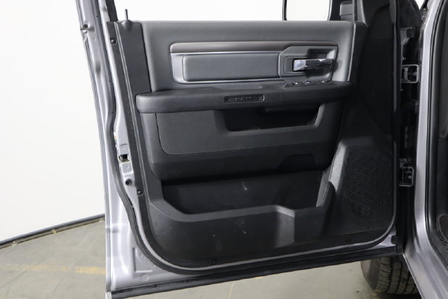 Used 2024 RAM 1500 Classic SLT RWD image 13