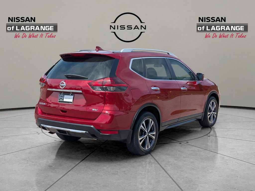 Used 2019 Nissan Rogue SV w/ Premium Package FWD image 5