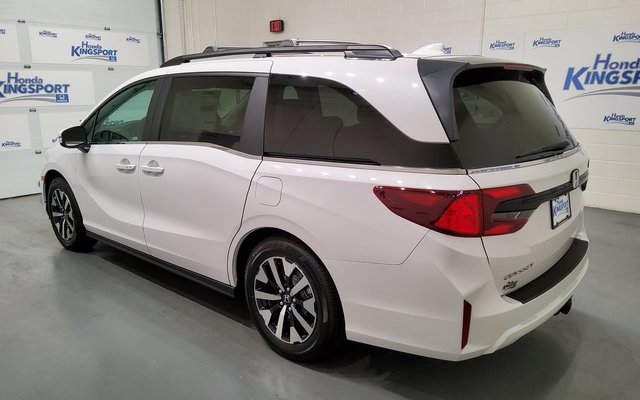 New 2026 Honda Odyssey EX-L image 4
