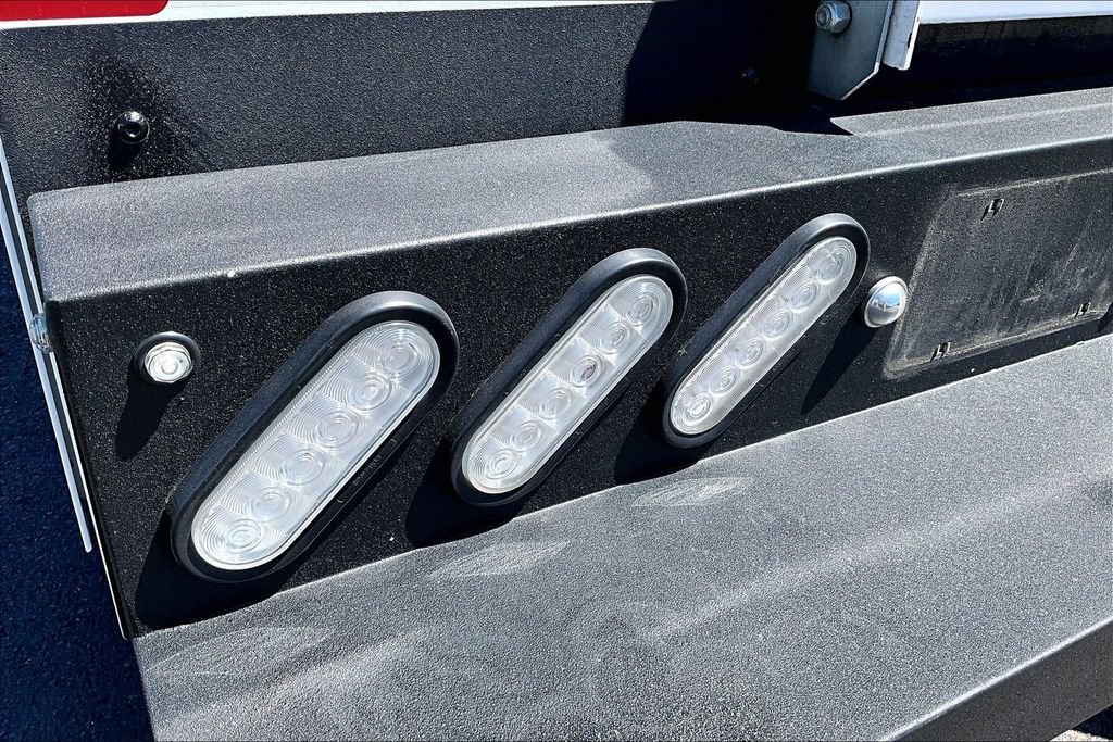 Used 2024 RAM 3500 Tradesman w/ Chrome Appearance Group AWD/4WD image 25