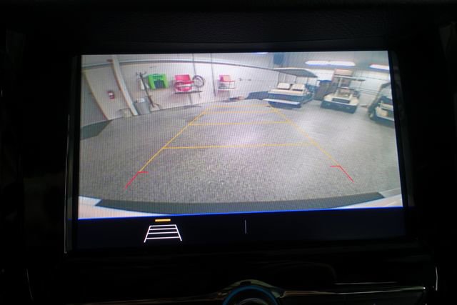 Used 2022 Chevrolet Trax LT w/ Premium Seat Package image 15