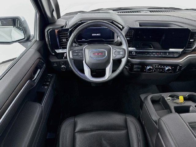 Used 2025 GMC Sierra 1500 SLT AWD/4WD image 23
