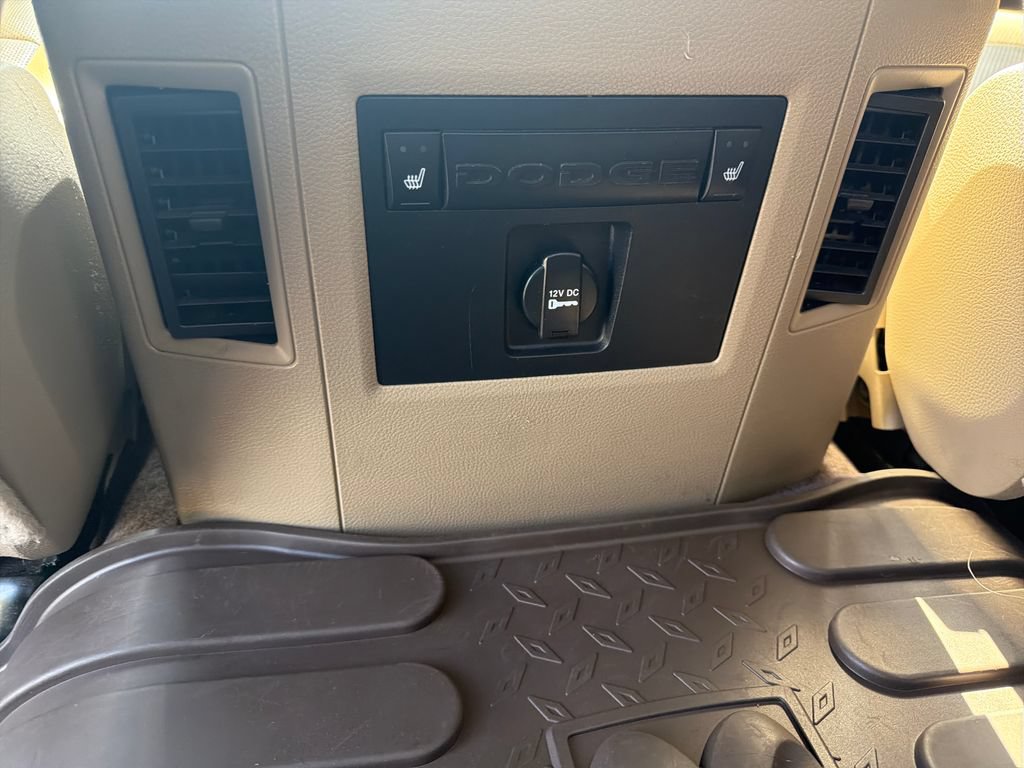 Used 2012 RAM 1500 Laramie AWD/4WD image 42