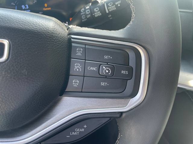 Certified 2023 Jeep Wagoneer Series II AWD/4WD image 37