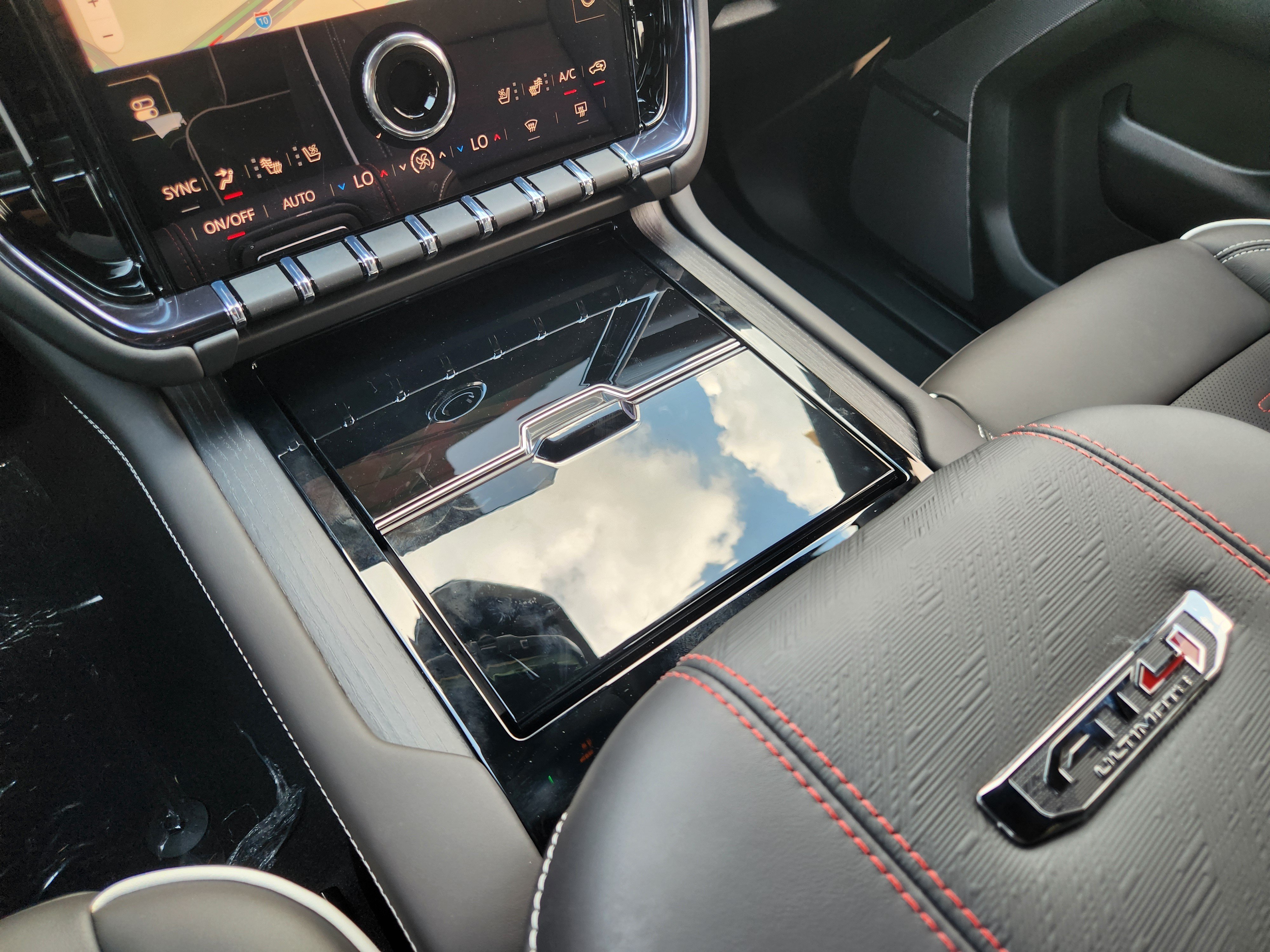 New 2027 GMC Yukon AT4 Ultimate AWD/4WD image 15