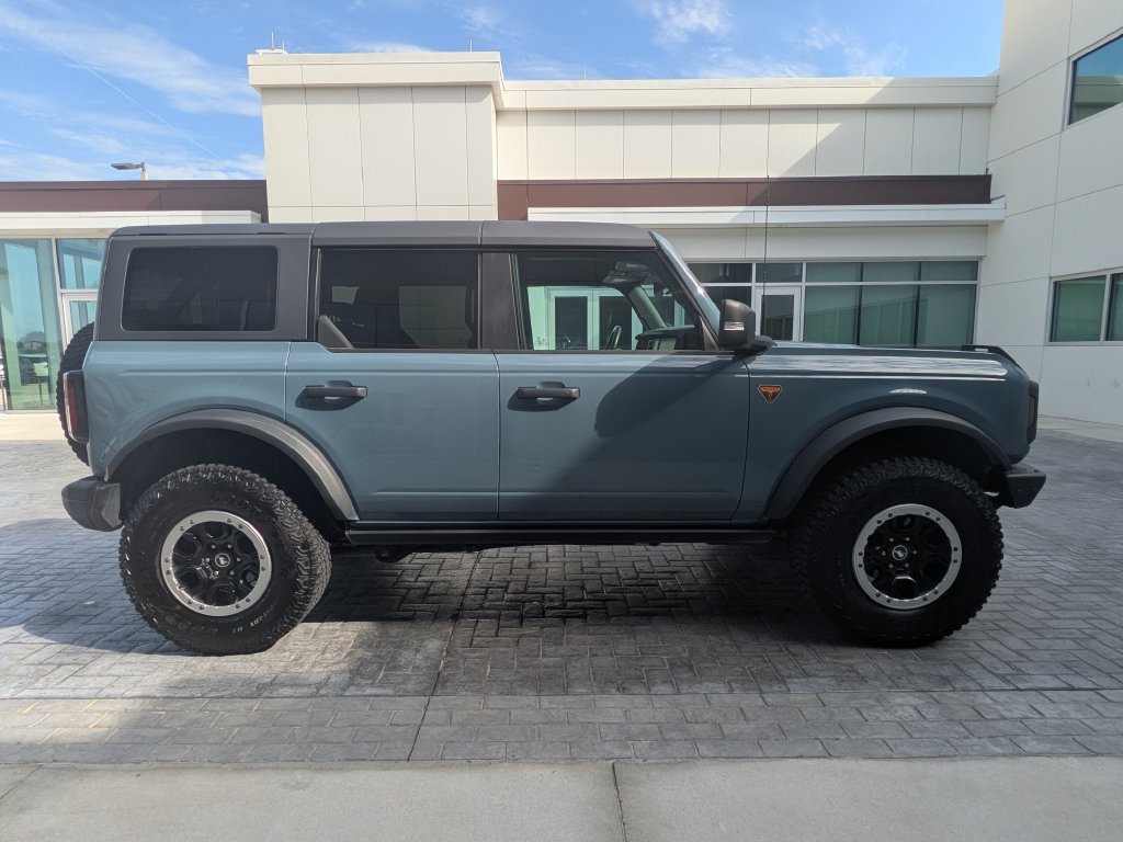 Used 2022 Ford Bronco Badlands AWD/4WD image 7