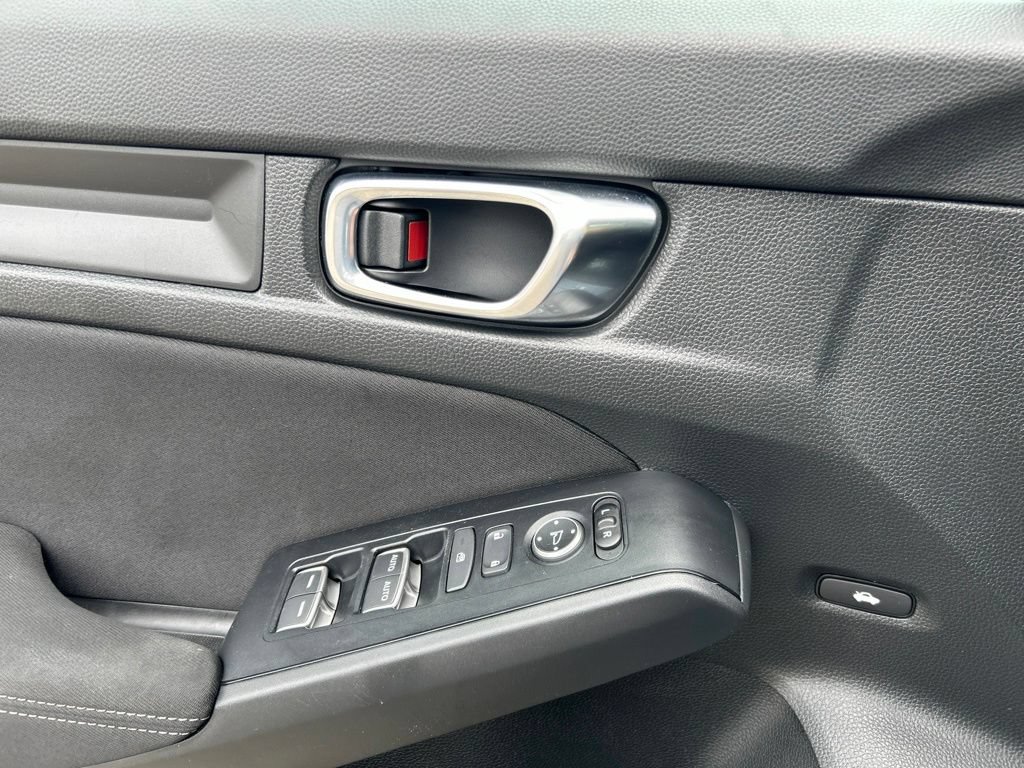Used 2024 Honda Civic Sport image 15
