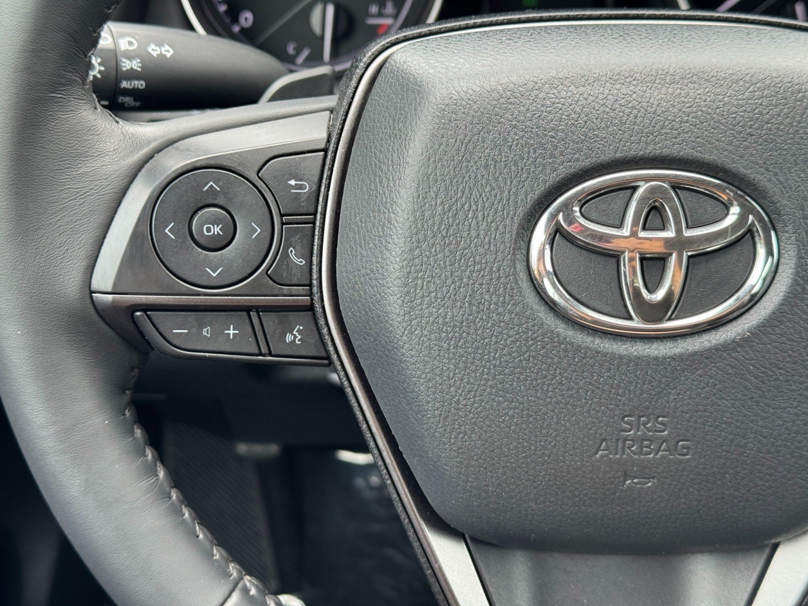 Used 2024 Toyota Camry SE FWD image 18
