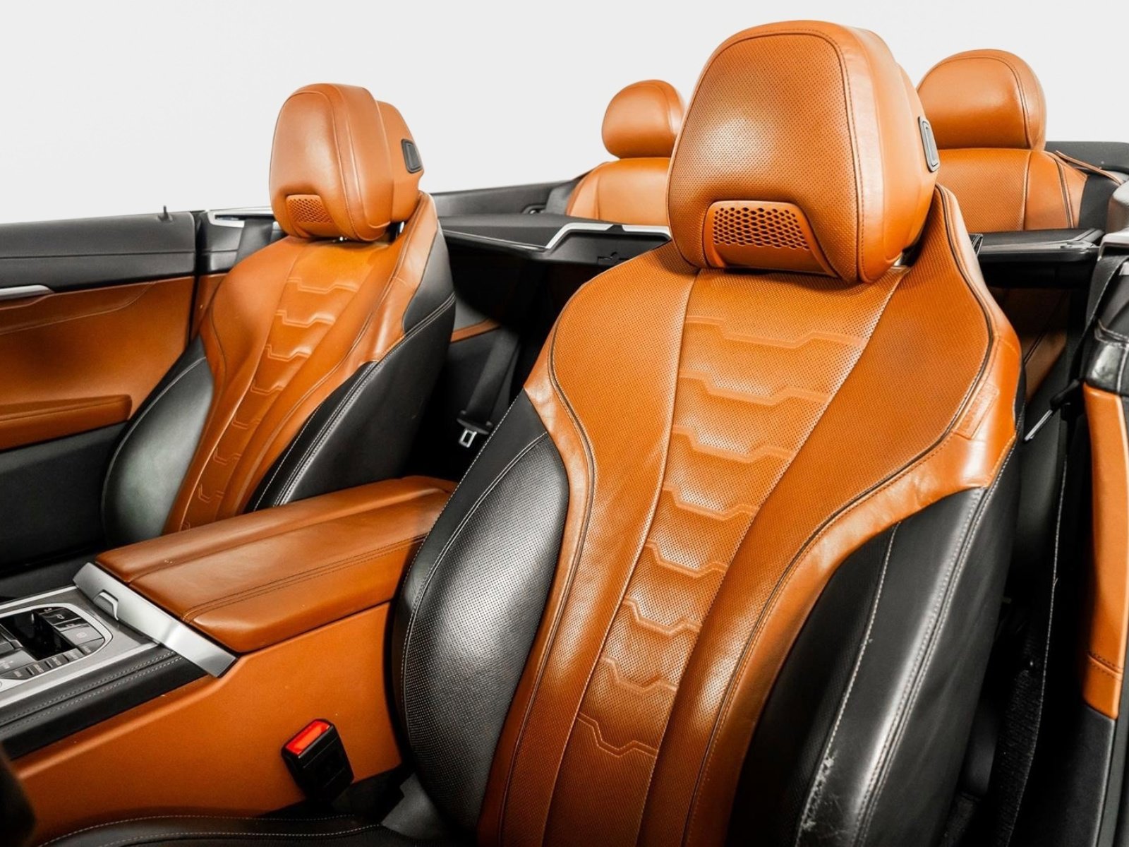 Used 2020 BMW 840i xDrive 840i xDrive Convertible w/ M Sport Package image 3